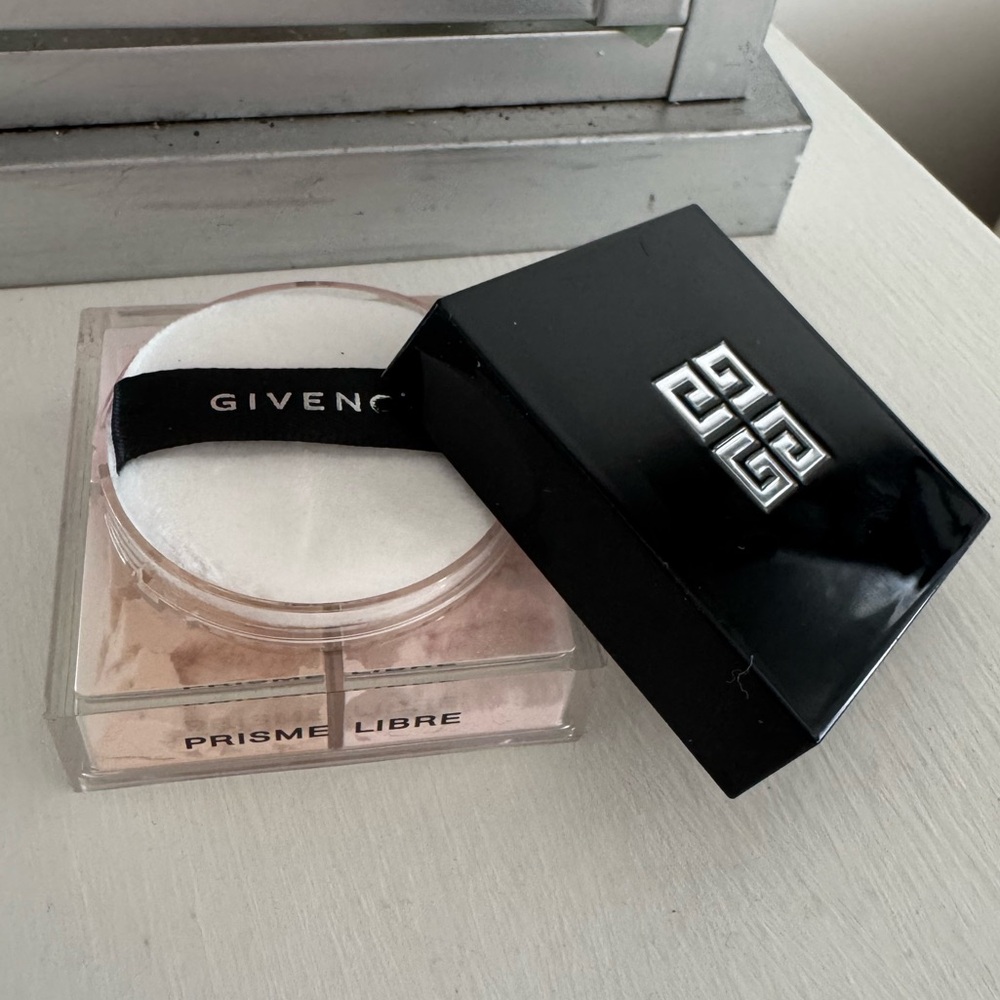 Givenchy MINI Multi-Shade Loose Setting Powder